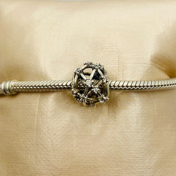 EUC Pandora 799240C01 Sterling Silver Star Constellations Openwork Charm w/ CZ’s - Picture 5 of 10